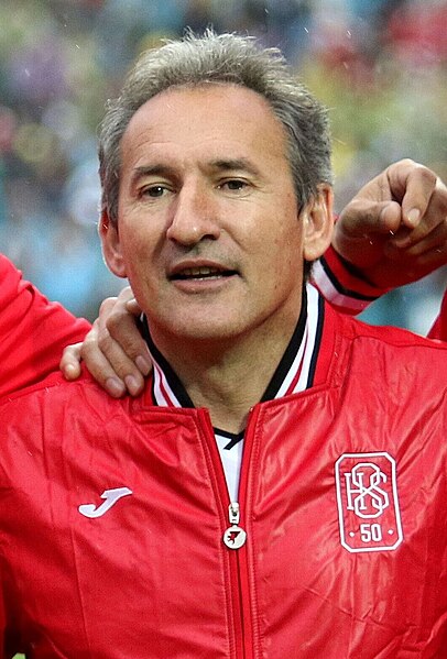 Файл:Txiki Begiristain 2016 (cropped).jpg