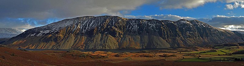 File:Wasdale screes.jpg