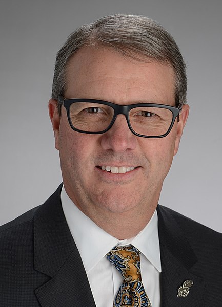 File:Doug Girod (cropped).jpg