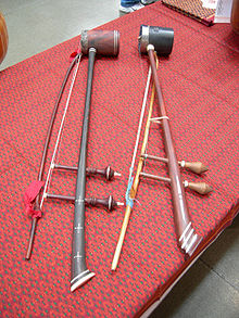 Khmer instruments 04.jpg