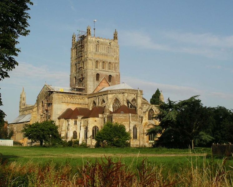 Файл:Tewkesbury abbey.jpg