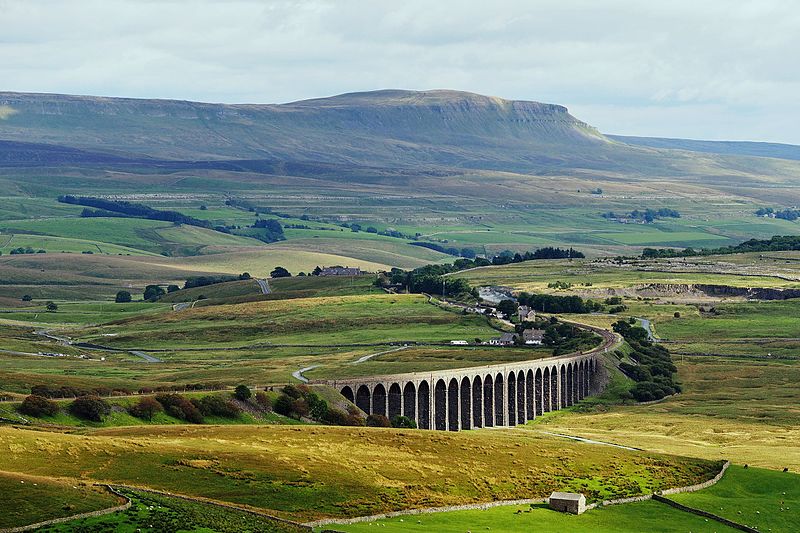 File:2015 Ribblehead Viaduct 1.jpg