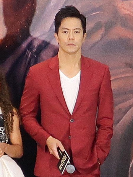 File:Byron Mann 2018.jpg