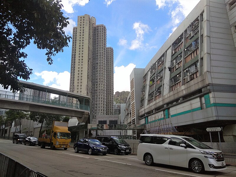 File:Lok Fu Estate 12.jpg