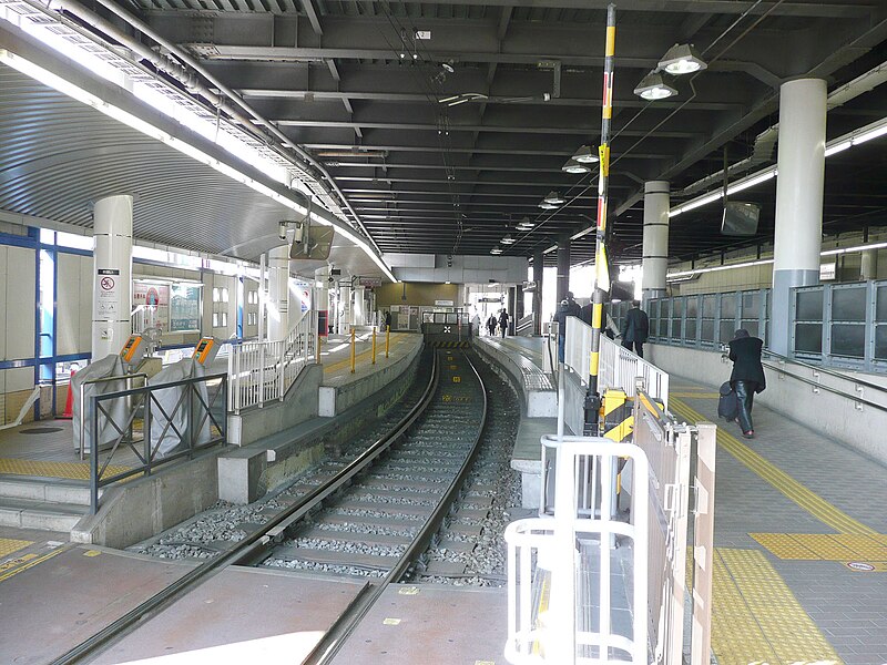 File:Tokyu-Shimotakaido-Sta-2.JPG