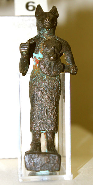 Файл:Bronze idol from Ganja.JPG