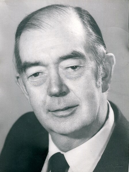 File:JRM 1976 Aged 60.jpg