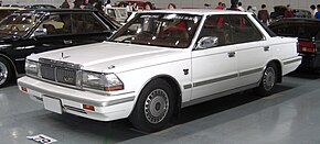 第六代日產Cedric Y30 Turbo Brougham VIP四門轎車後期車頭