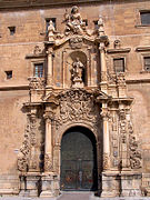 Puerta de la Universidad.