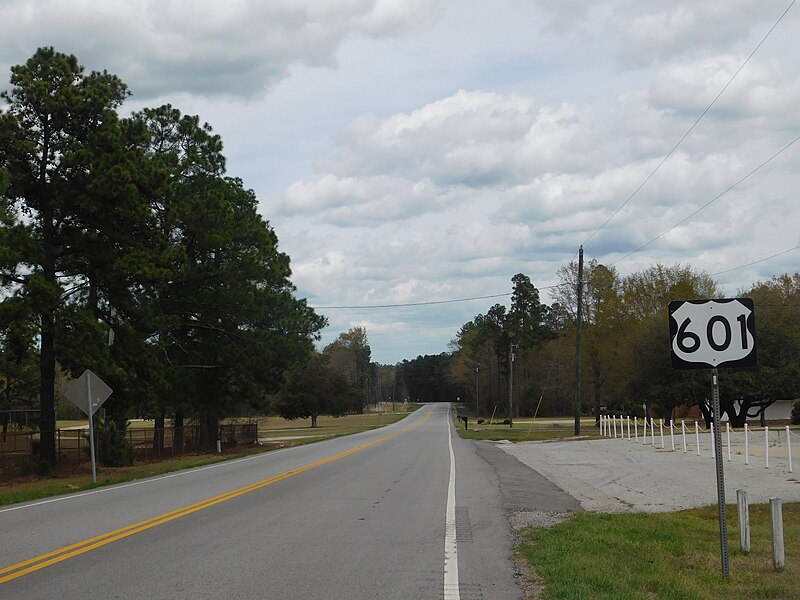 File:US 601 in Midway.jpg