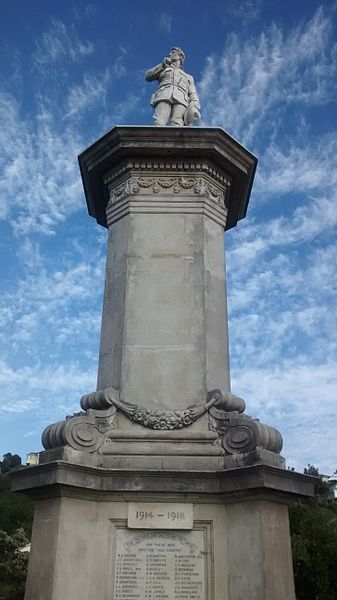 File:Brooklyn War Memorial.jpg