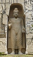 Possible reconstitution of the original appearance of the Western Buddha