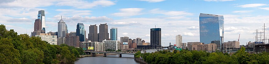 A panoramic view of Center City skyline from the northwest