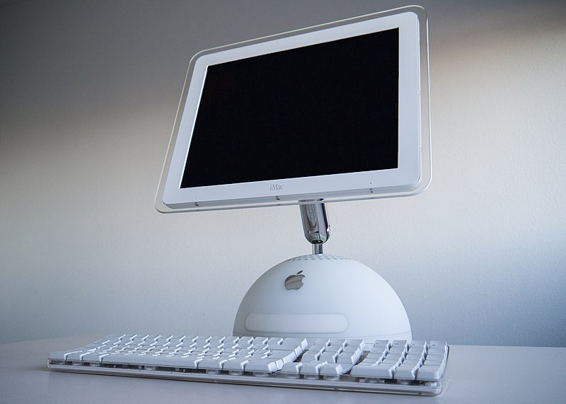 File:IMac G4 and keyboard.jpg