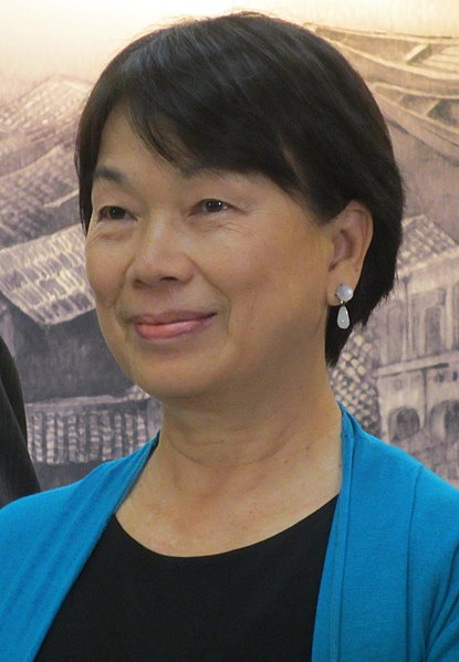 File:Lung Ying-tai (2)(cropped).jpg