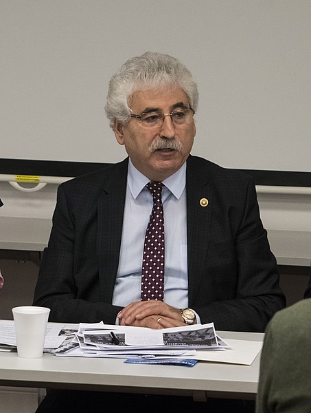 File:Mehmet Tüm.jpg