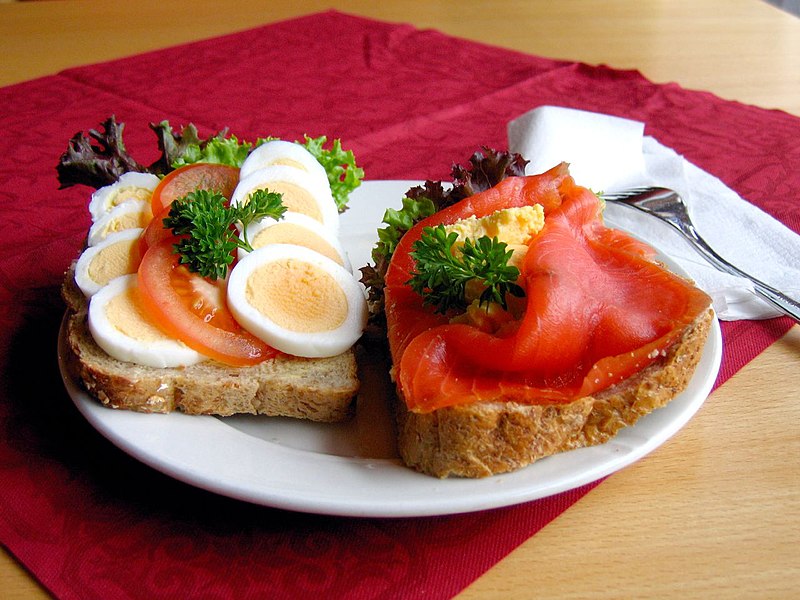 Файл:Norwegian.open.sandwich-01.jpg