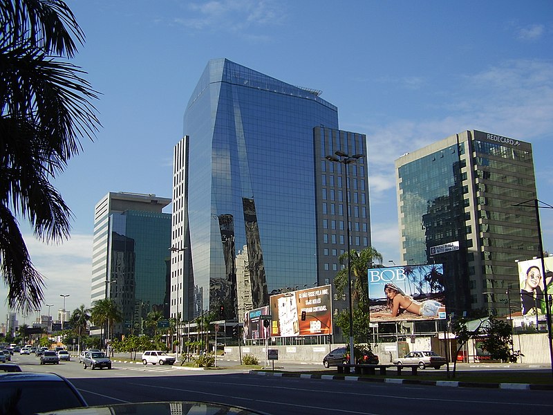 File:Vila Olímpia.JPG