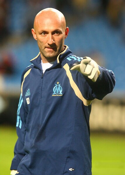 File:Fabien Barthez at OM.jpg