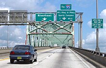 Hart Bridge westbound truss.jpg