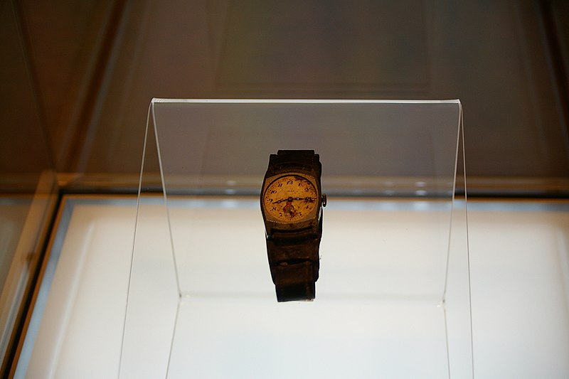 File:Hiroshima-atombomb watch.jpg