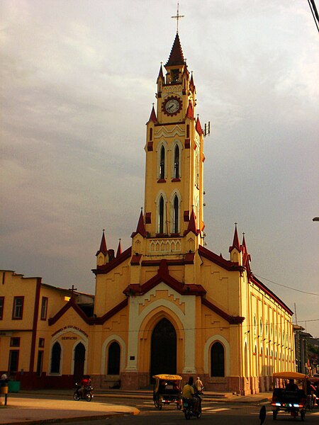 File:Iquitos-2012.jpg