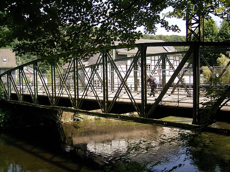 File:Kohlfurther Brücke 04 ies.jpg