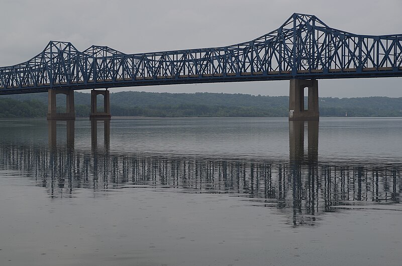 File:McClugage Bridge Peoria-820.JPG