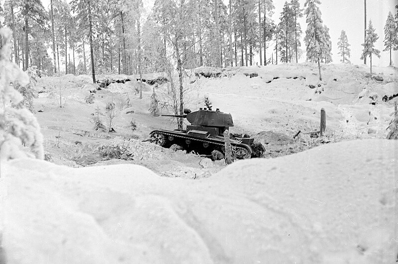 File:T-26 at Kollaa.jpg