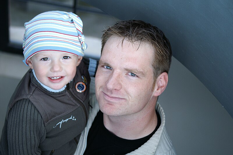 File:Father and son 27.jpg