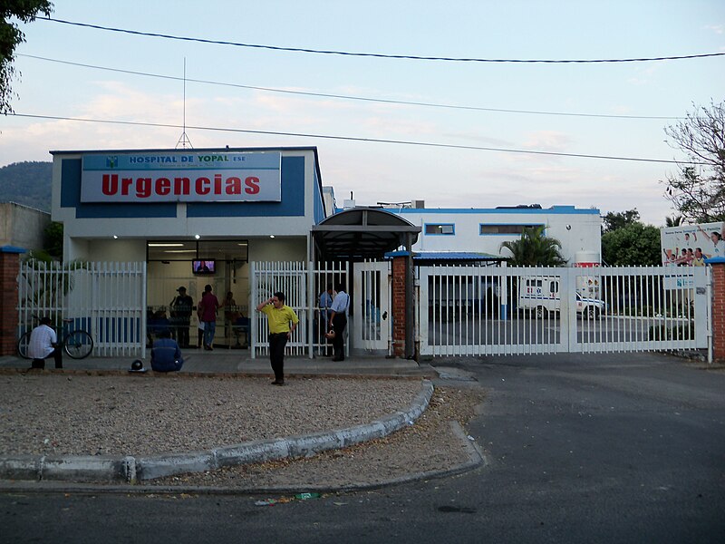 Archivo:Hospital Central de Yopal.jpg