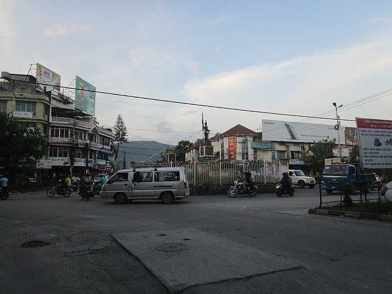 File:Lakhan Chowk.jpg