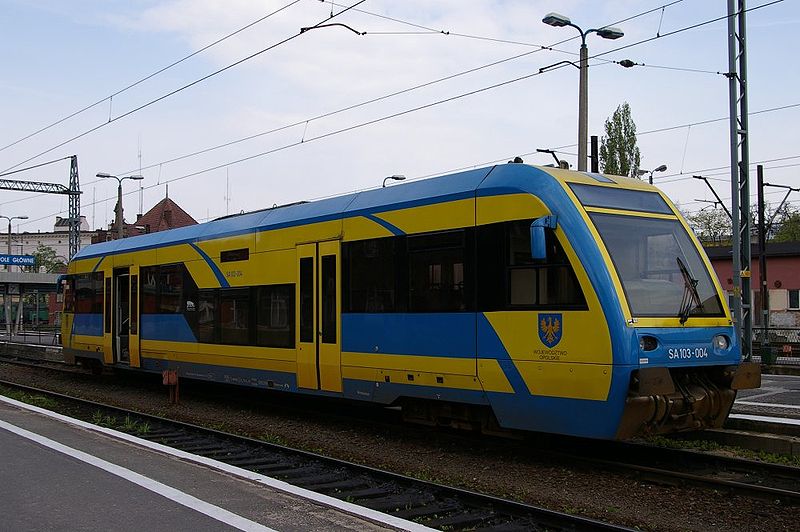 Файл:SA103 Railbus Opole.jpg