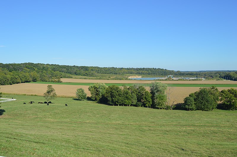 Archivo:Shawhan Road overlook.jpg