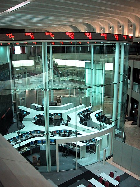 File:Tokyo stock exchange.jpg