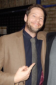 Ike Barinholtz (2018 crop).jpg