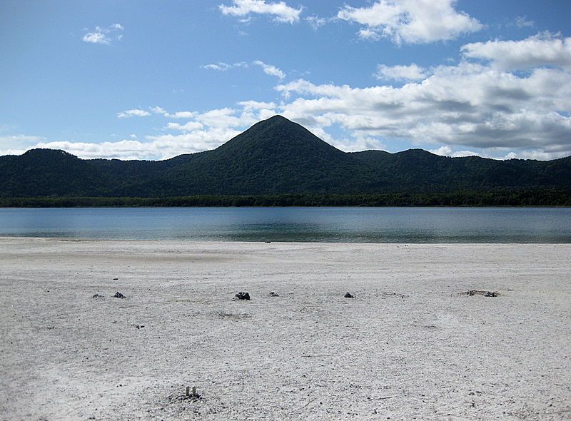 Файл:Mt osore-beach.jpg