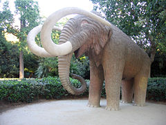 Mamut (1907), by Miquel Dalmau, Parc de la Ciutadella.