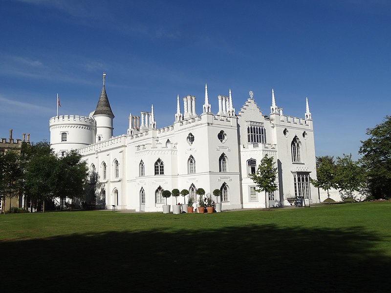 File:Strawberry Hill House 04.jpg