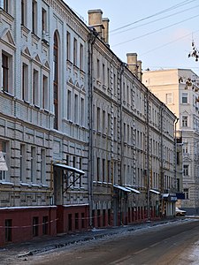 Большой Факельный в районе Товарищеского переулка.