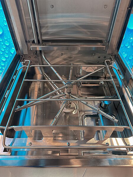 File:Commercial Dishwasher Wash Arms.jpg