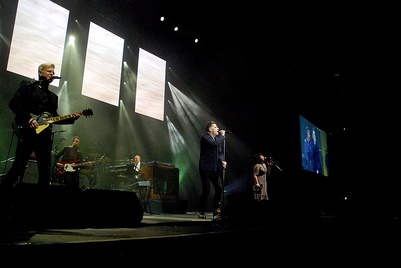 File:Deacon Blue Glasgow.jpg