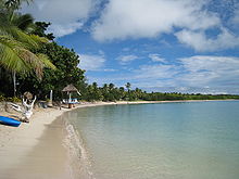 Nacula beach oarsman.JPG