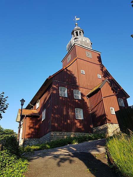 Файл:Sankt Nikolai Kirche Altenau.jpg