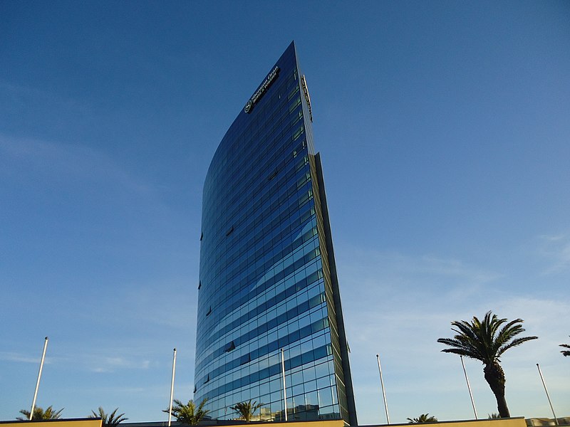 File:Sheraton Oran Hotel algeria.JPG