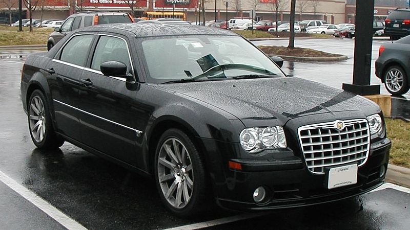 Файл:Chrysler-300C-SRT8.jpg