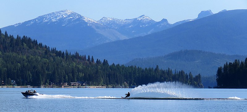 File:Priest Lake in Idaho.jpg