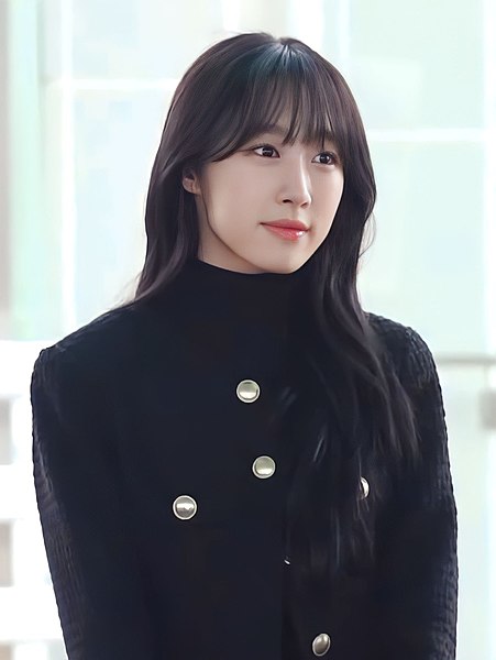 File:221212 Park Soo-bin (WJSN).jpg