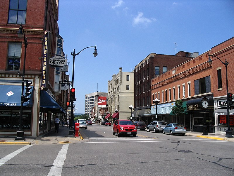 File:Downtown LaCrosse 2006.jpg