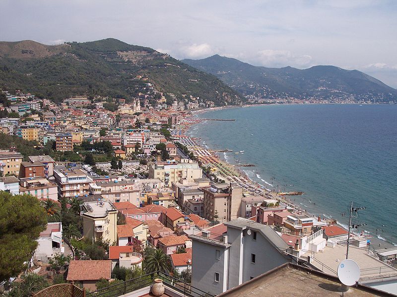 File:Laigueglia05.jpg